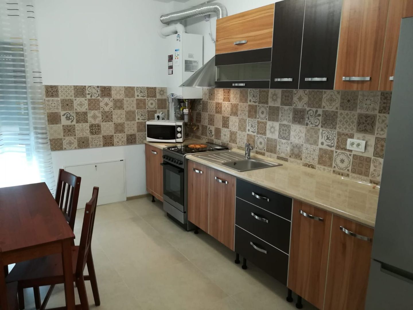 Giroc | 2 camere | Decomandat | Etaj 1 | Mobilat și utilat | Aproape de Daf - Poză 5