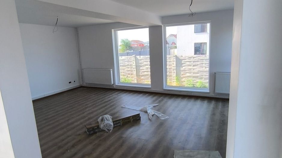 Casă modernă de vânzare – Albesti, la doar 6 minute de Craiova - Poză 7