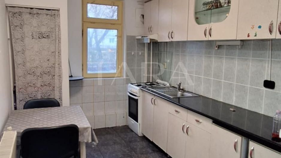 Apartament cu 3 camere de vânzare. Gheorgheni, zona Hotel Royal. - Poză 6
