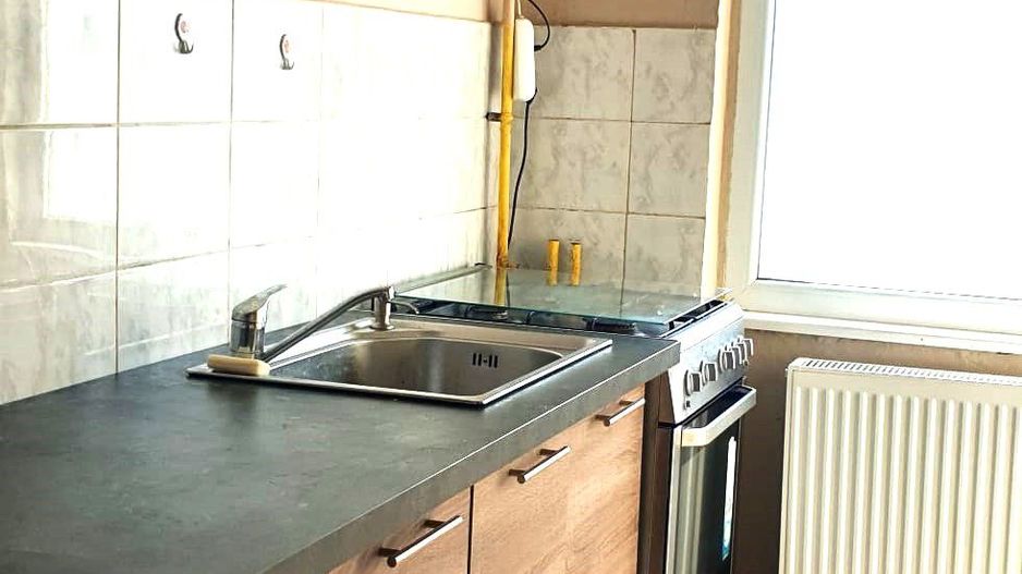 Apartament 4 camere de inchiriat Tractorul (Goga) - Poză 1