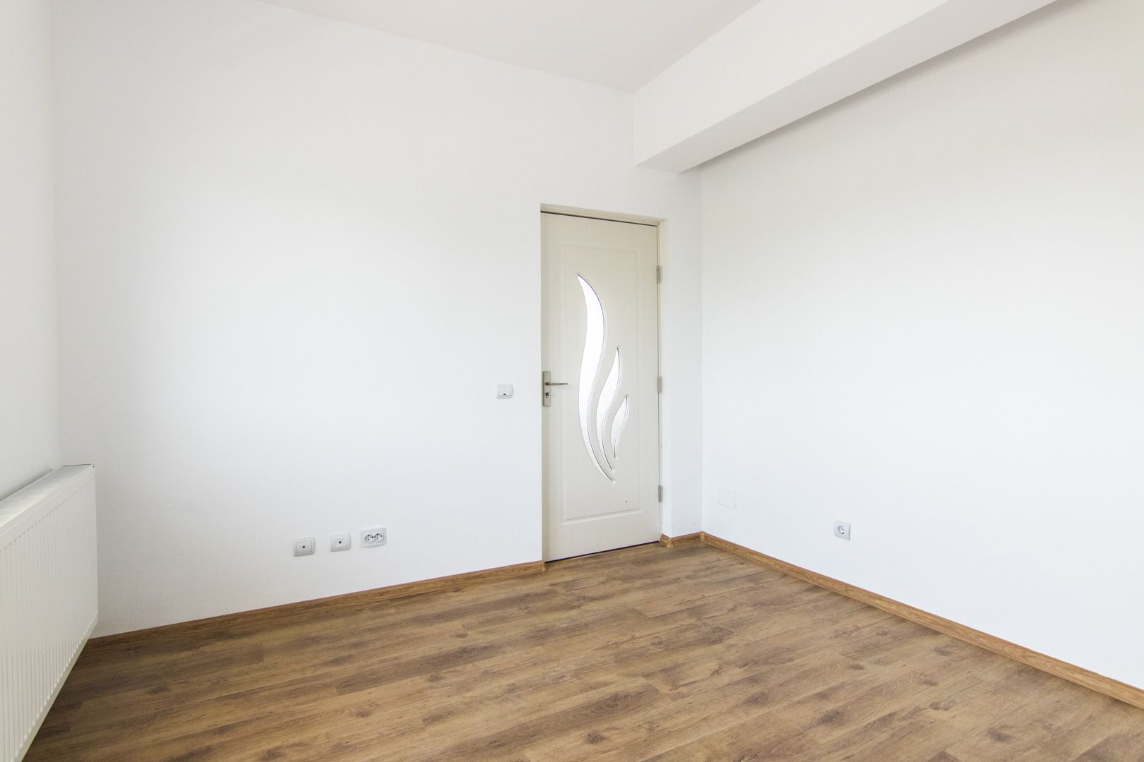 3 CAMERE, PARCARE SI BOXA INCLUSE - COMISION 0%, ORAS CHITILA-SOSEAUA BANATULUI - Poză 8
