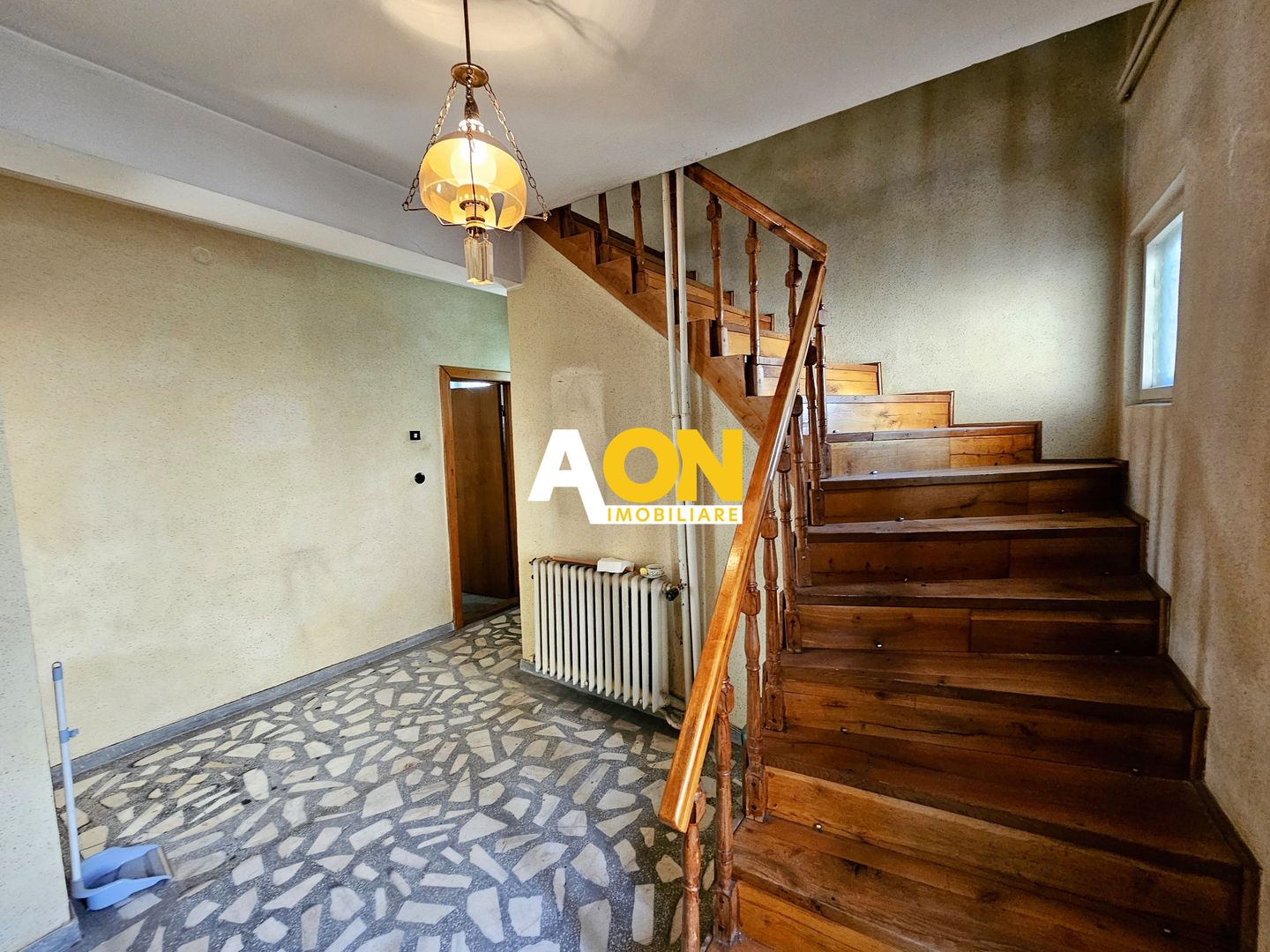 Casa tip duplex, 4 camere, garaj. Cetate, zona HCC - Poză 8