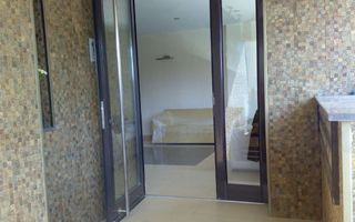 De vanzare apartament 3 camere| Voluntari |spatios cu vedere la padure - Poză 3