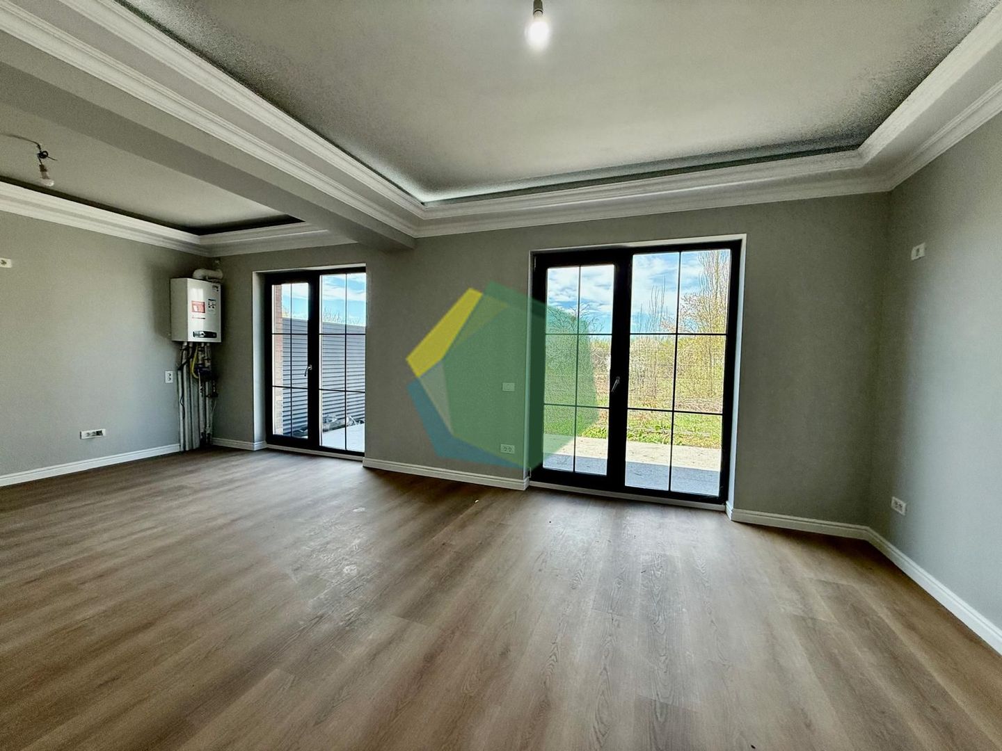 Vila urbana finalizata - te poti muta imediat. Comision 0 - Poză 1