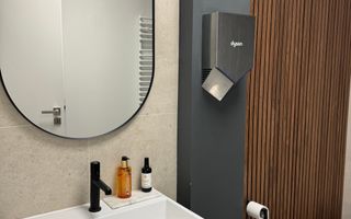 Imobil Premium de Închiriat: Eficiență și Tehnologie de Vârf - Poză 25