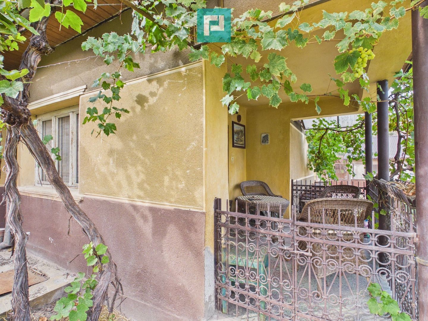 Casă cu 4 camere în localitatea Gurahonț, Arad - Poză 13