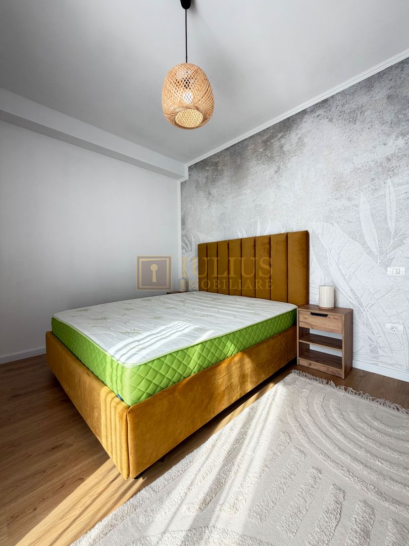 Deosebit prin calitatea amenajarii si a mobilierului, loc parcare si CTR.inclus. - Poză 16