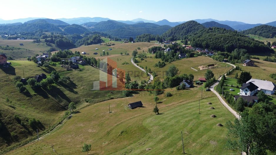 Teren intravilan 3.908 mp în Ciocanu – vedere panoramică spre Munții Bucegi - Poză 4