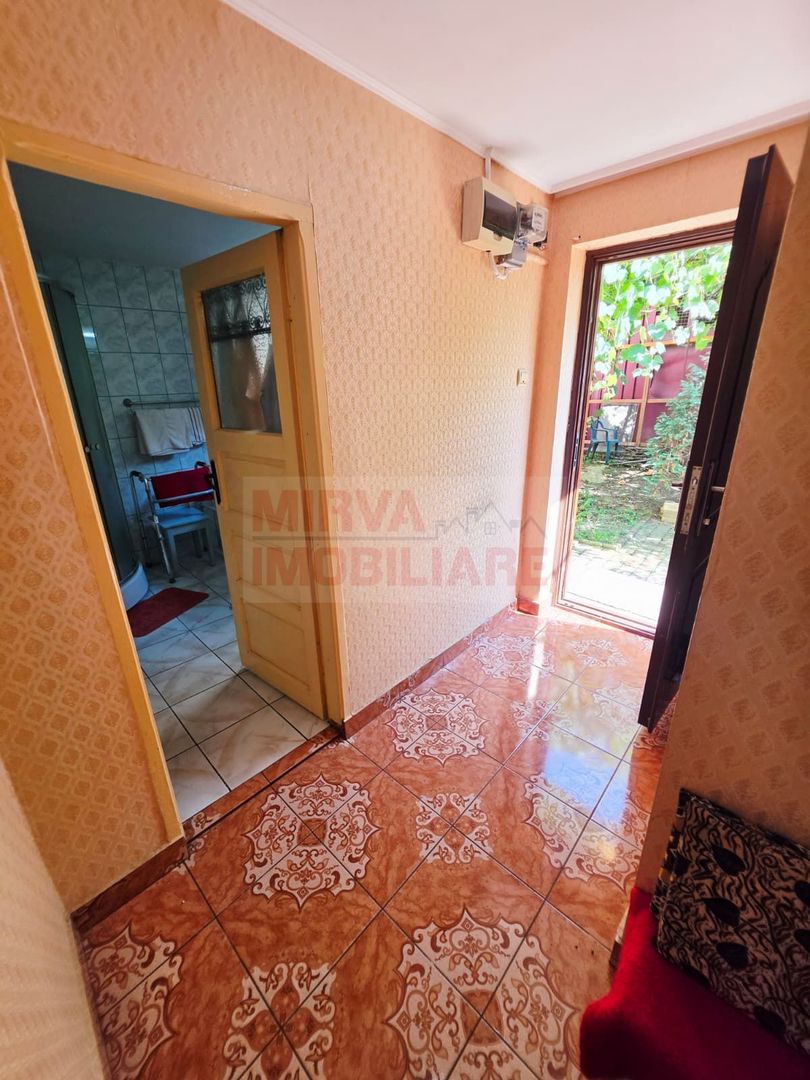 Casă 4 camere, teren 315 mp, garaj – Cantacuzino, Ploiești - Poză 40