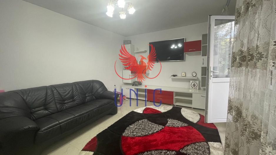 4 camere decomandate, etaj 2, centrala termica - Valea Rosie - Poză 8