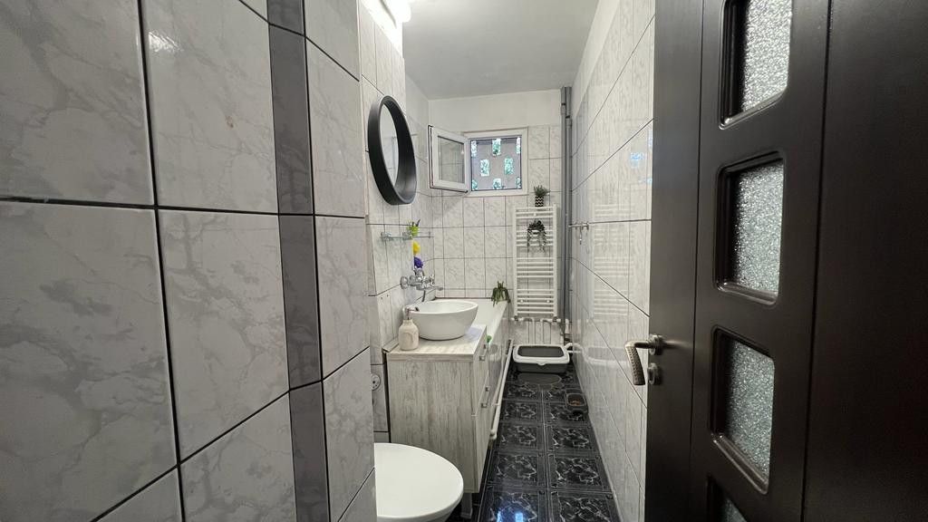 KM 4-5 - Apartament cu 3 camere situat la etajul 3 - Poză 15