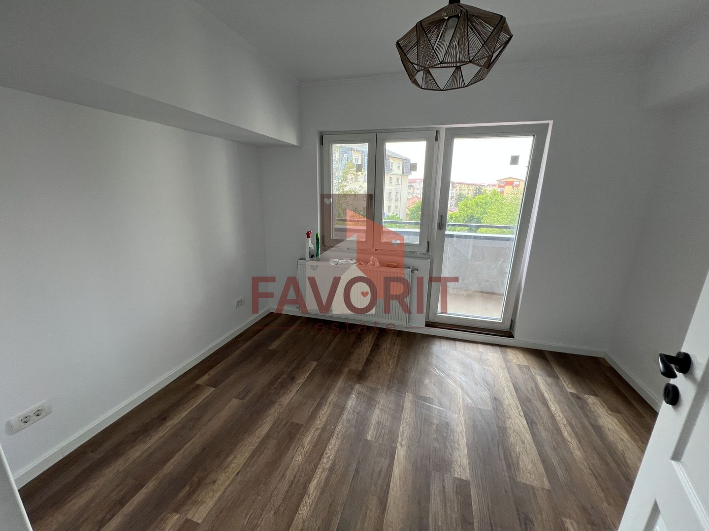 Apartament 4 camere decomandat | Lift | Renovat complet | Sagului - Poză 5