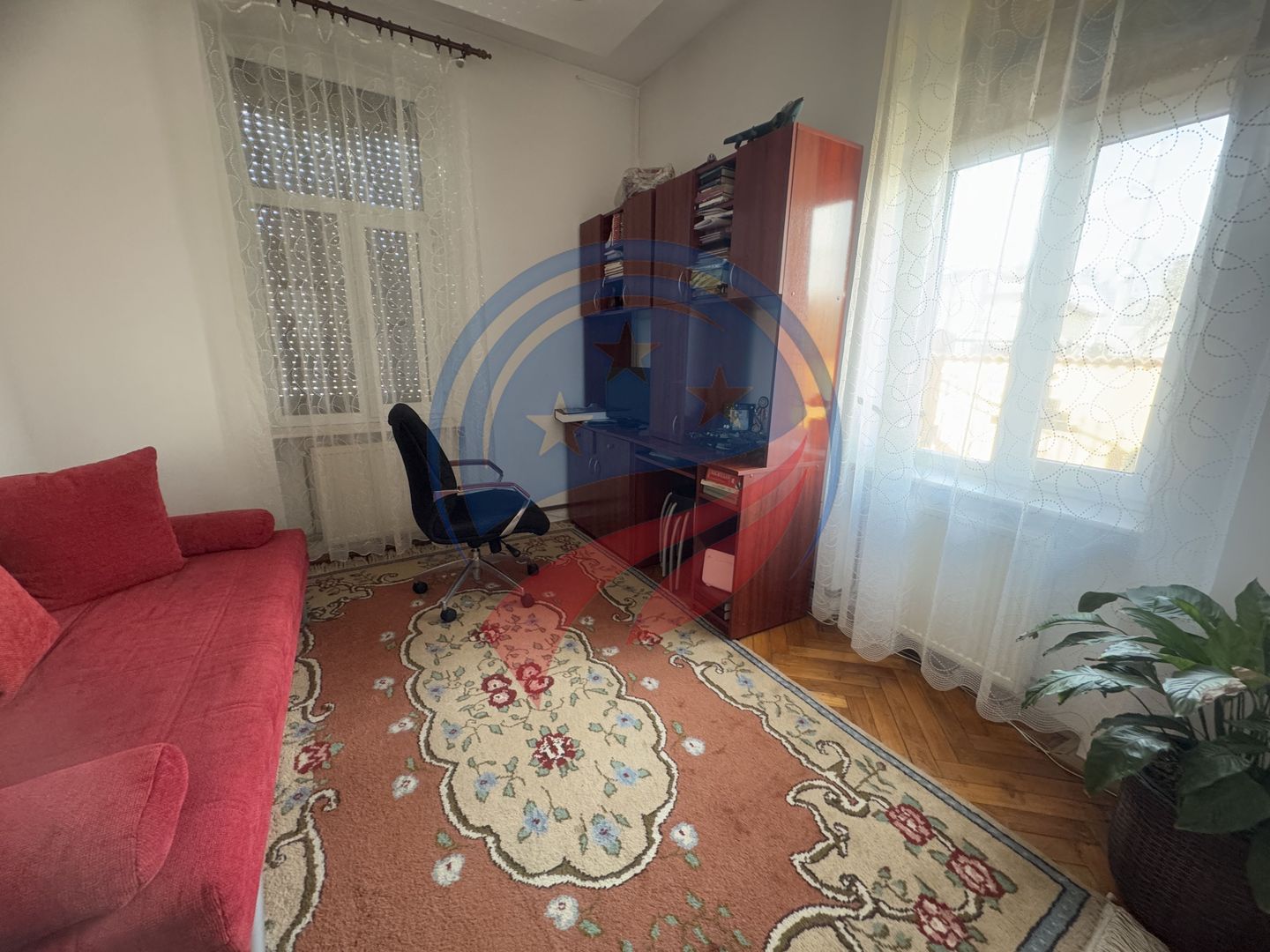 Casa cu 4 camere,  Zona Centrala-  Sf. Apostoli - Poză 8