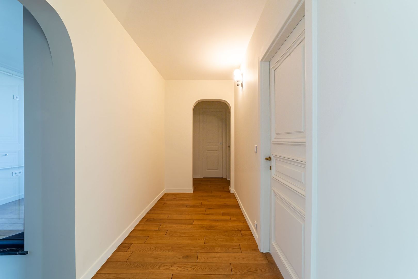 Apartament ultrafinisat în Aradul Nou - Poză 6