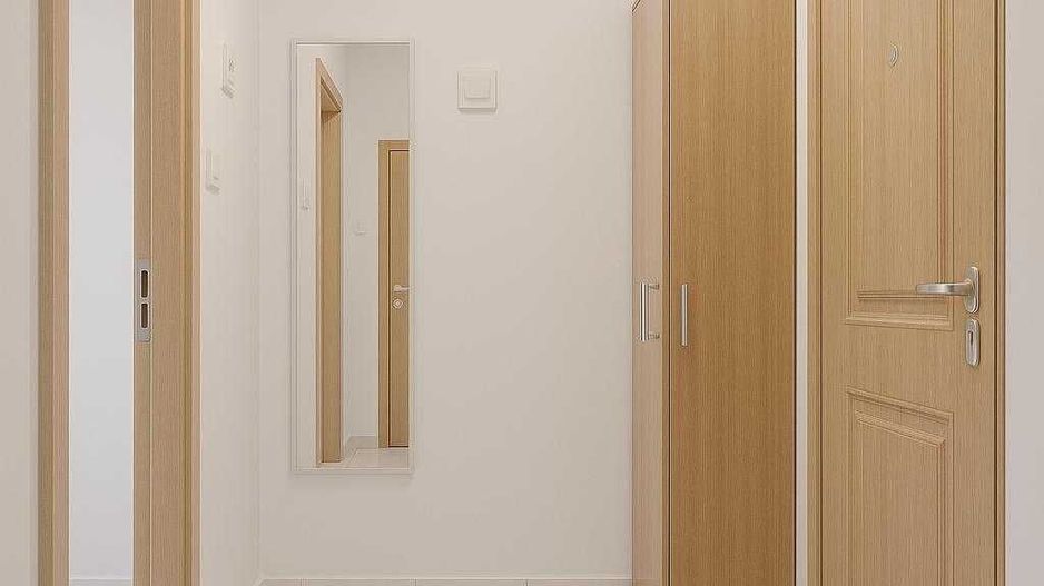 Garsoniera-Dristor-bloc mixt,3 minute metrou - Poză 1