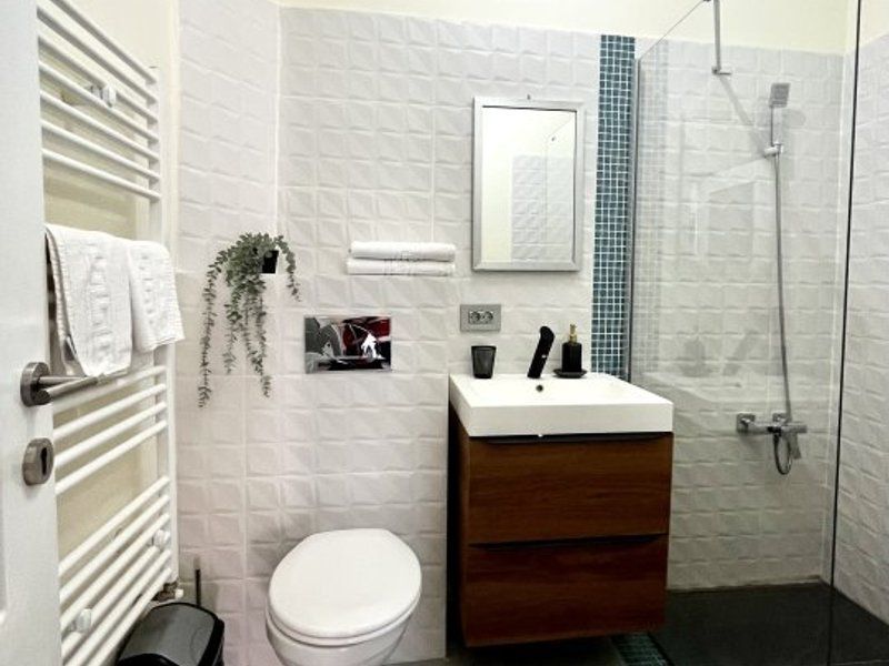 Apartament cu 2 camere, renovat si personalizat, in zona Centrala - Piața Traian - Poză 13