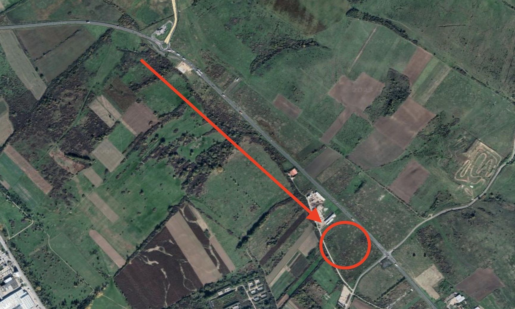 Teren la Centura pe partea cu orasul - Poză 1