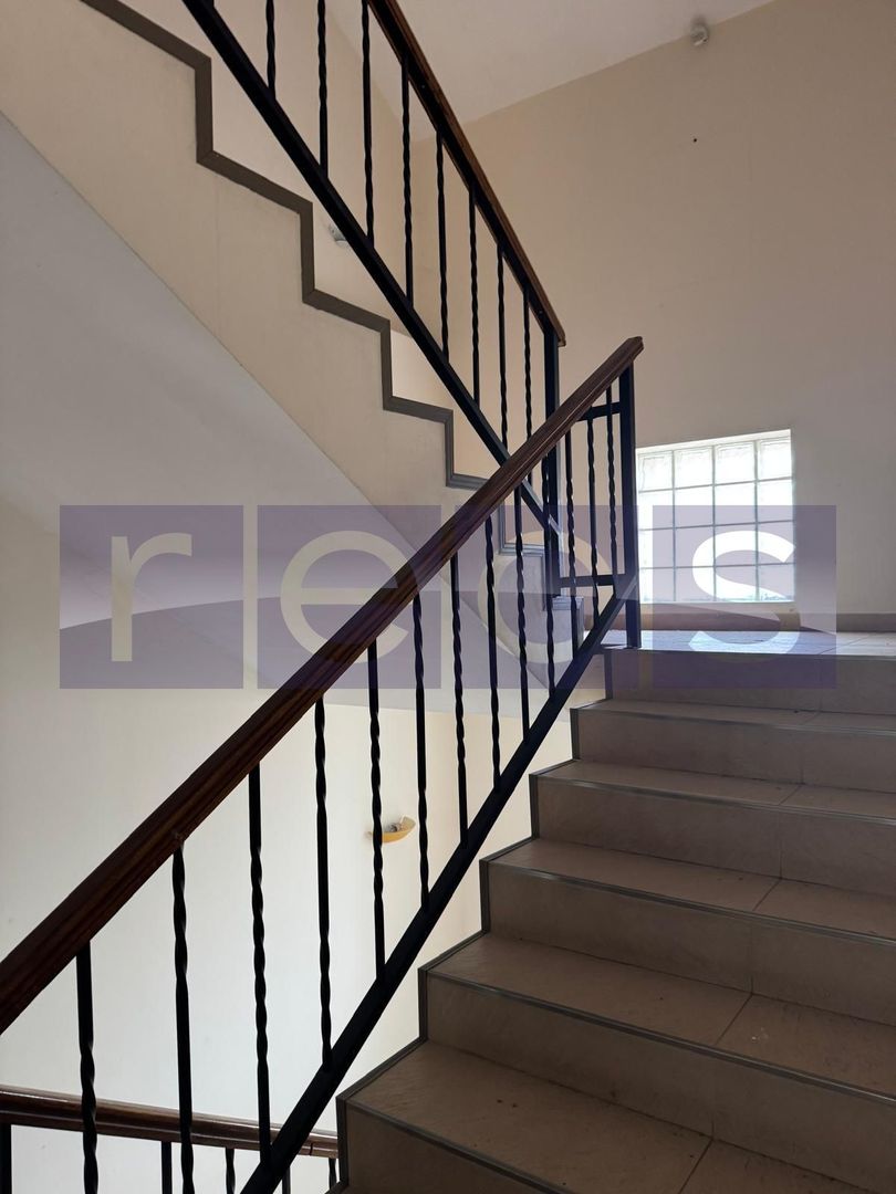 DE VÂNZARE VILĂ | OPORTUNITATE DE INVESTIȚIE | PRETABILĂ CENTRU BĂTRÂNI - Poză 54