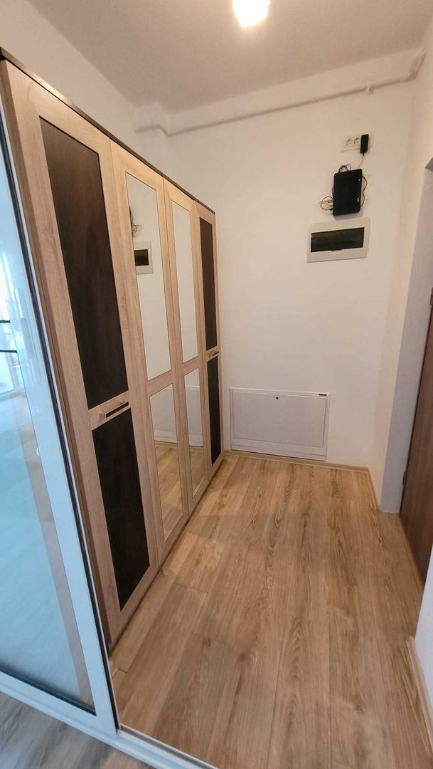 Apartament cu 2 camere/2 locuri de parcare - Dumbravita - Poză 4