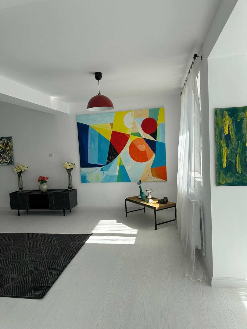 Casa deosebita  D+P+E+M zona centrala - Poză 1