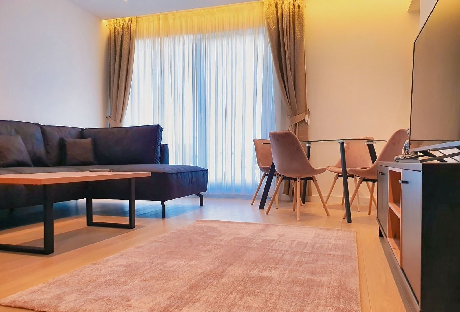 2 camere -VEDERE PANORAMICA || LOC DE PRACRE INCLUS || - Poză 1