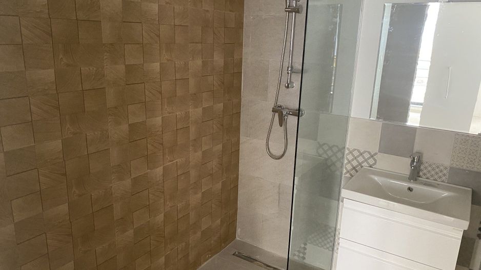 Ag. Eu. vinde Ap. 2 Cam 63 mp Et. 1  Constanta-Mamaia Nord - Poză 10