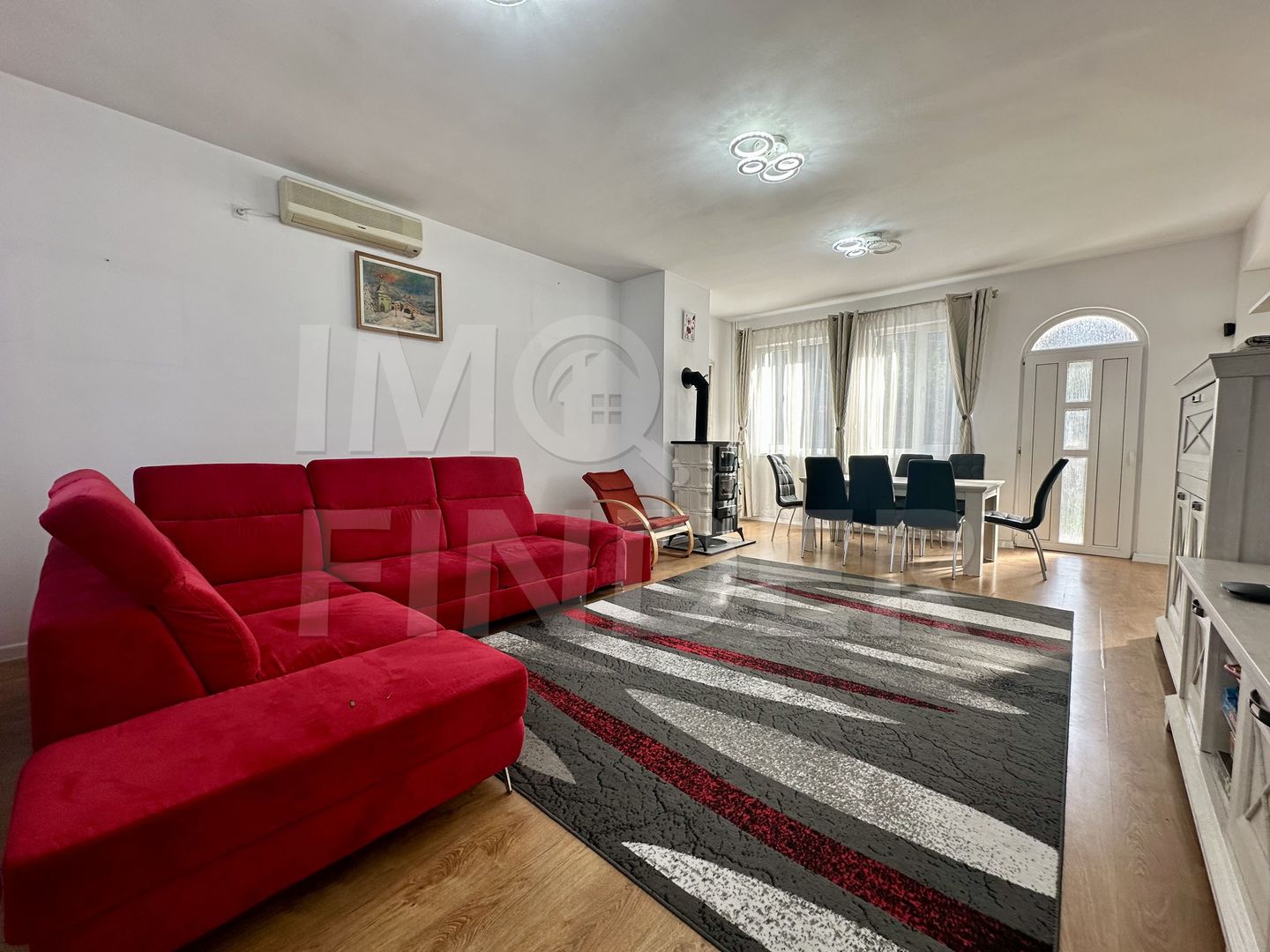 Casă specială de vânzare în Gheorgheni cu 600 mp teren - Poză 2