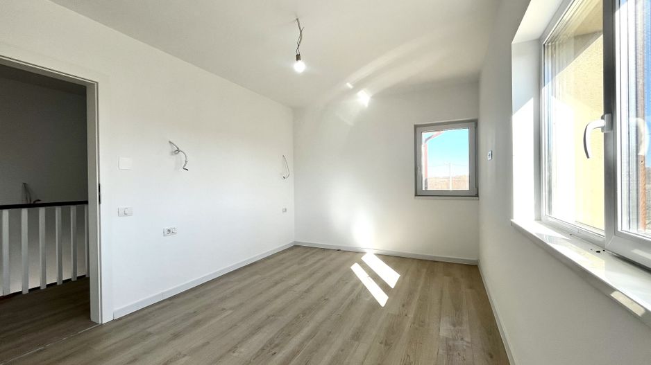 Duplex modern, separat prin camera tehnica, in Ghiroda - zona Primărie - Poză 16