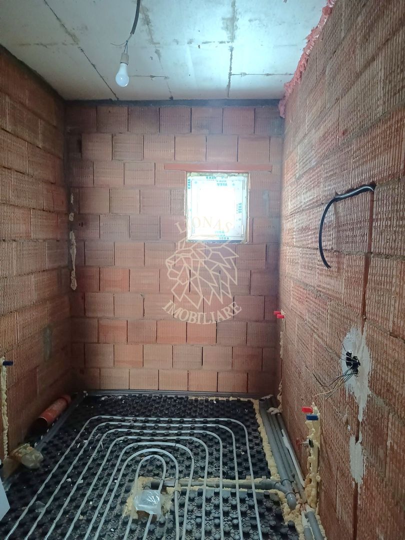 Casa finisata la cheie-5 camere-teren 500 mp- Dealul Jelnei - Poză 6