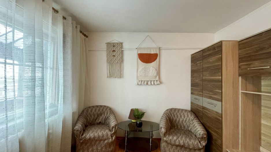 Apartament 2 camere | 43 mp | Mobilat & utilat | Radauti - Poză 3