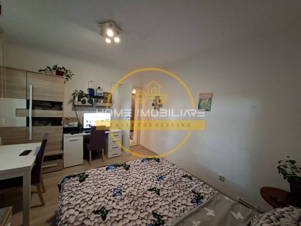 Ap 2 camere decomandat Alexandru cel bun 79900 euro - Poză 1