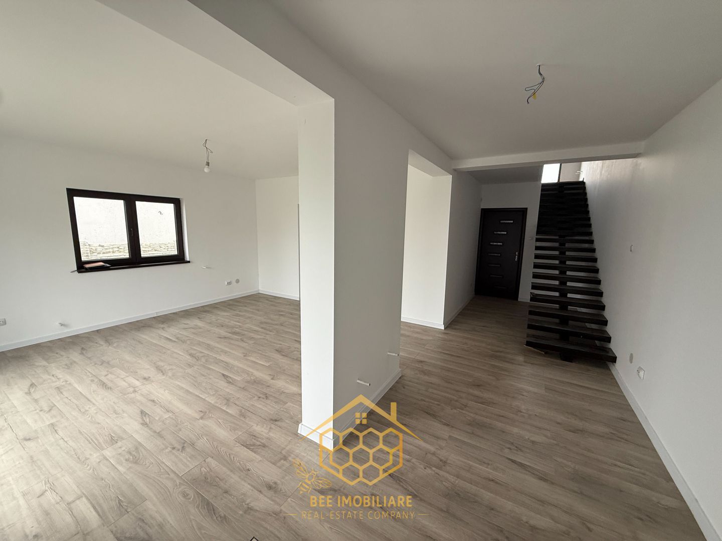 Casa P+1 in Simnicul de Jos - 3 dormitoare- Toate utilitatile - Poză 6