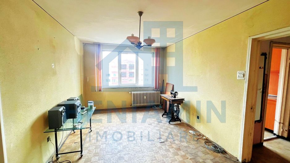 2 Camere-52mp-Balcon-Lift Nou-Anvelopat-Zona-Garii-Necesita-Renovare - Poză 3