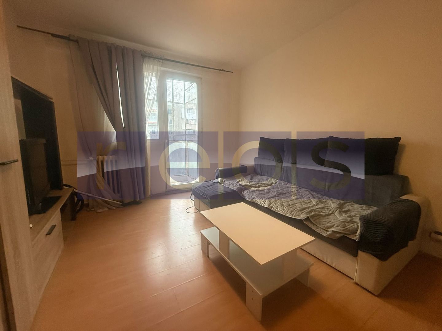 DE VANZARE APARTAMENT 3 CAMERE  | ETAJ 6/10 | LUJERULUI  | METROU - Poză 1