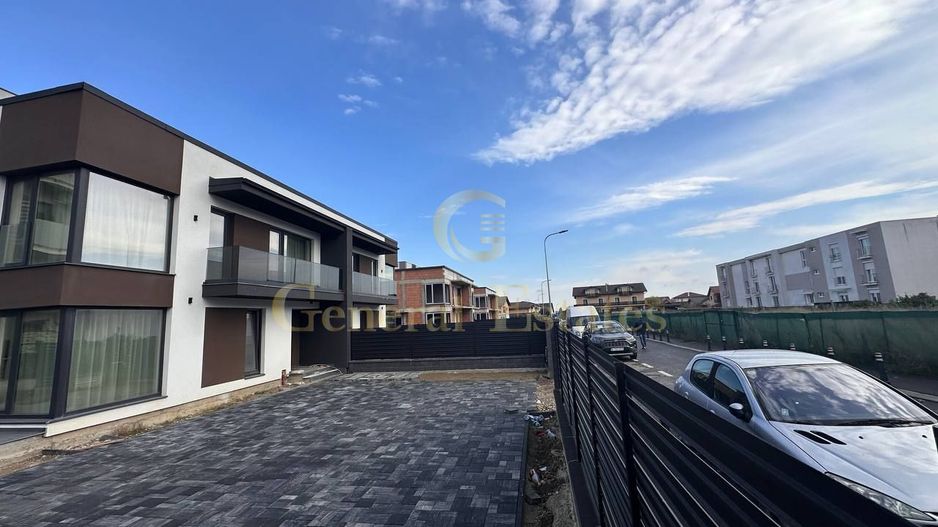 Case tip Duplex de vânzare în Ghimbav, Brașov – Cartierul Florilor - Poză 2