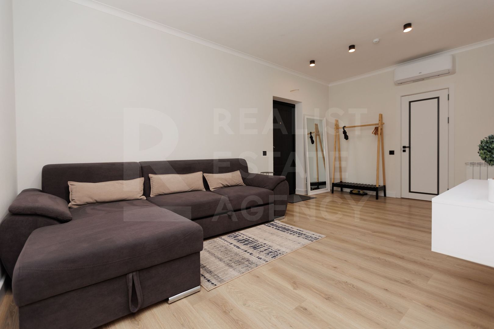 Chirie, apartament, 2 camere, strada Albişoara, Centru - Poză 8
