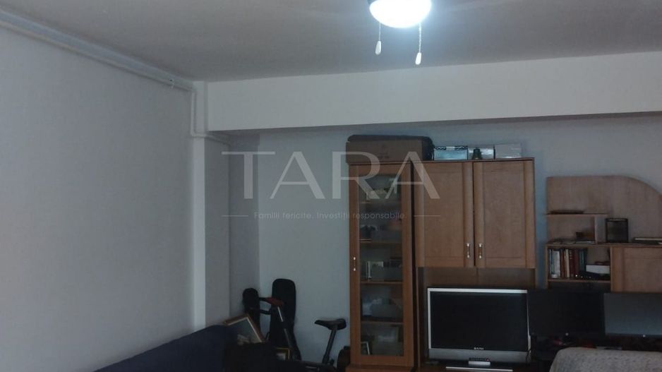 Apartament cu 2 camere de vânzare – Calea Turzii, aproape de OMV - Poză 3