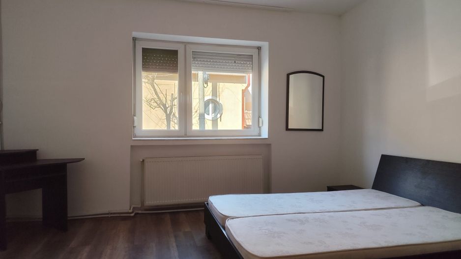 Chirie casa P+1 | ultracentral | pe str. Horváth Imre | Oradea - Poză 1