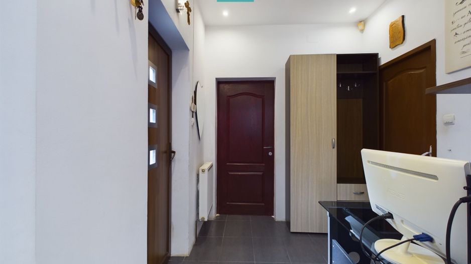 Apartament la casă - 3 camere, Pârneava - Poză 5