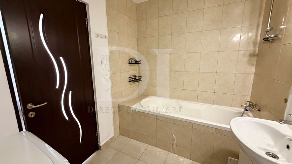 Apartament decomandat / etaj intermediar / Zona Florilor - Poză 7