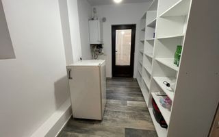 Casa moderna P+1E,spatioasa,teren 700 mp in Sacalaz - Poză 15