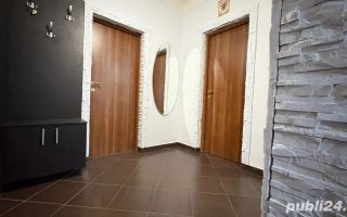 apartament 3 camere de vanzare - Poză 8