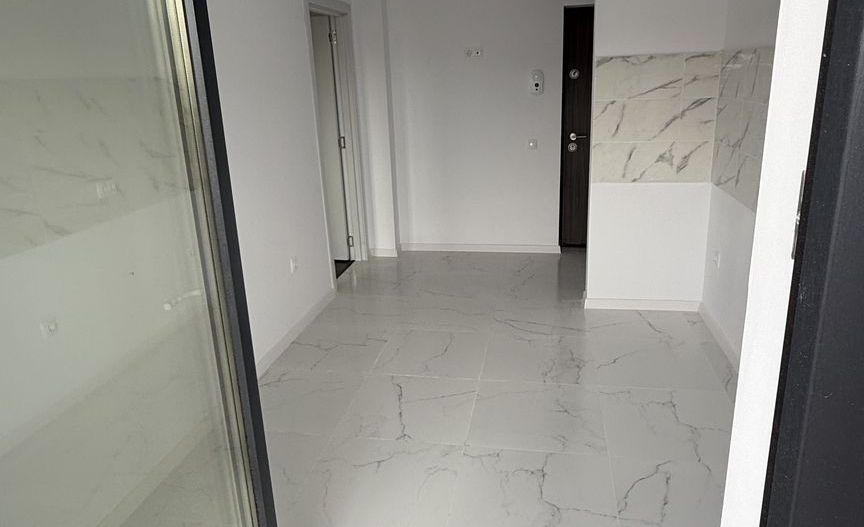 Apartament cu 2 camere, decomandat, etaj1, zona Doamna Stanca - Poză 4