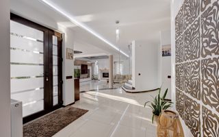Vilă 342 mp cu piscină și 800 mp teren / 4 dormitoare / Pleașa - Poză 4
