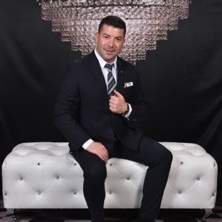 Sasu Adrian - Azura Estate