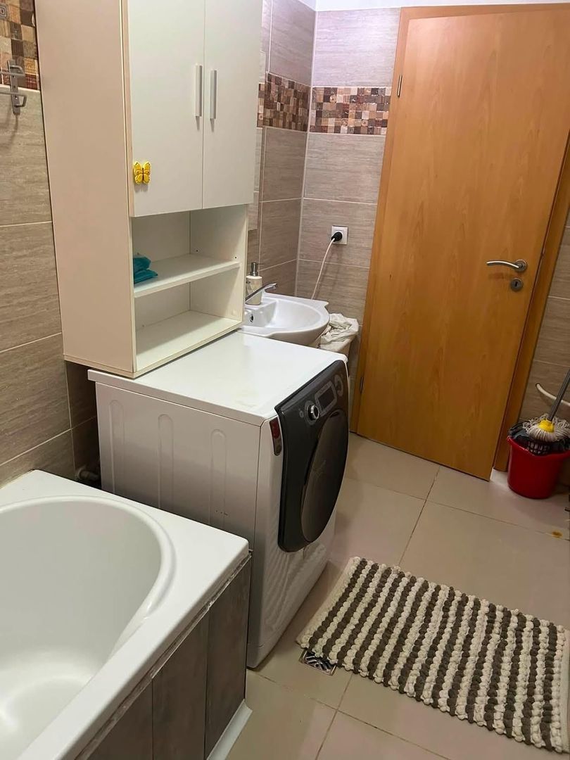 Apartament 2 camere decomandat plus parcare, Zona Selimbar - Poză 6
