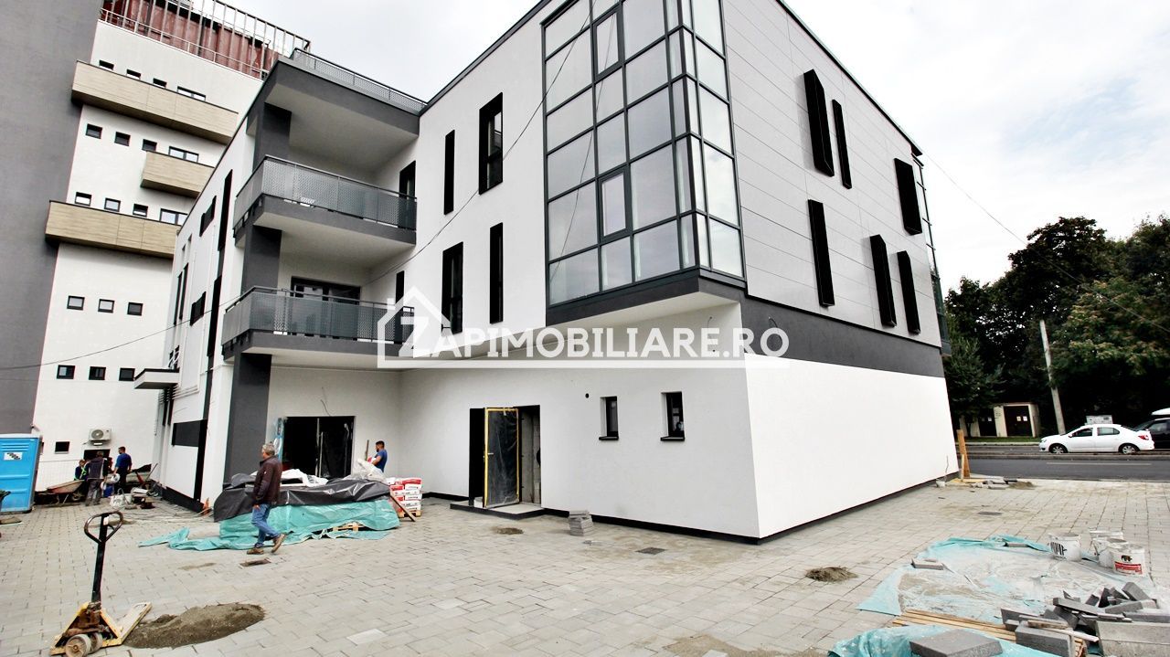 Spatiu comercial si birouri 70-300mp la parter ,zona Gh.Doja - Poză 1