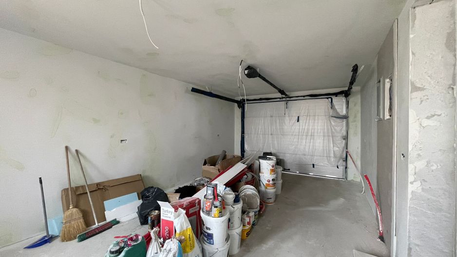 Casă individuală cu garaj-Moșnița Veche - Poză 16