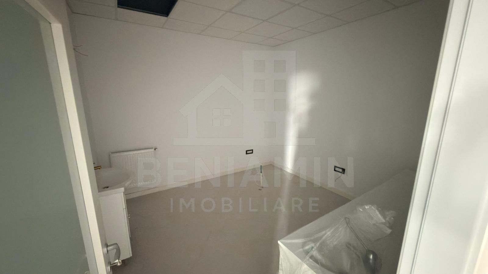Spatiu 530mp-pentru-Policlinica-sau-Clinica-Medicala -Auchan Chimie - Poză 12