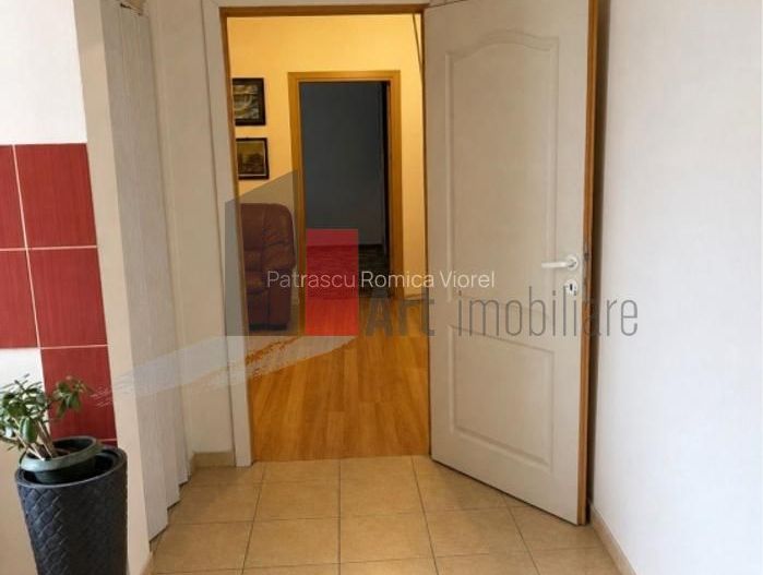 APARTAMENT 4 CAMERE   SEBASTIAN - Poză 6